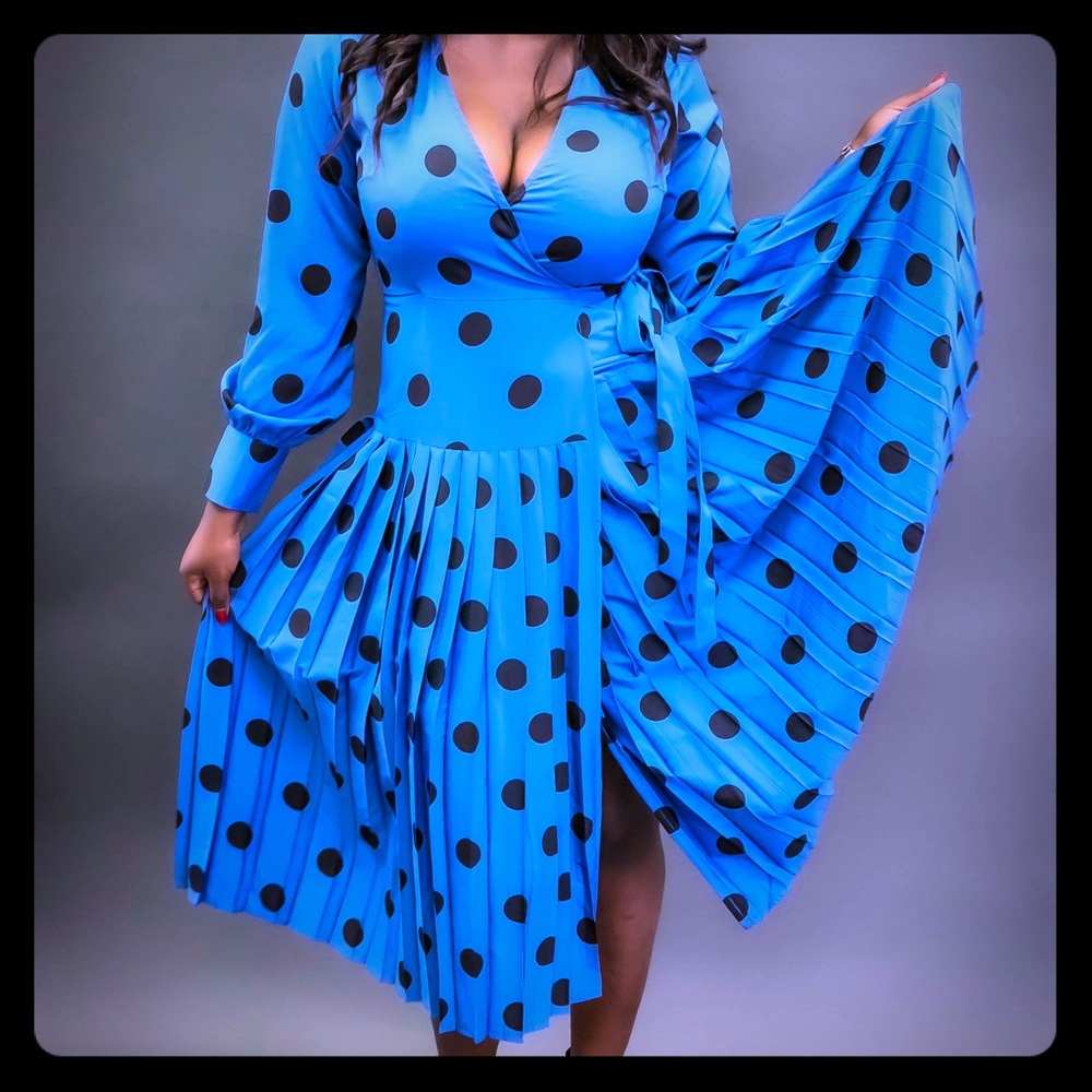 Midi length polka dot flirty dress in blue & black